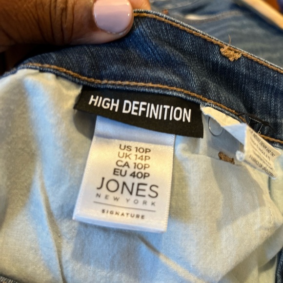 Jones New York Jeans - Picture 2 of 5